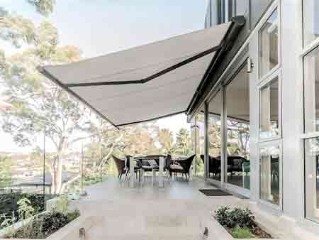 Retractable Awnings